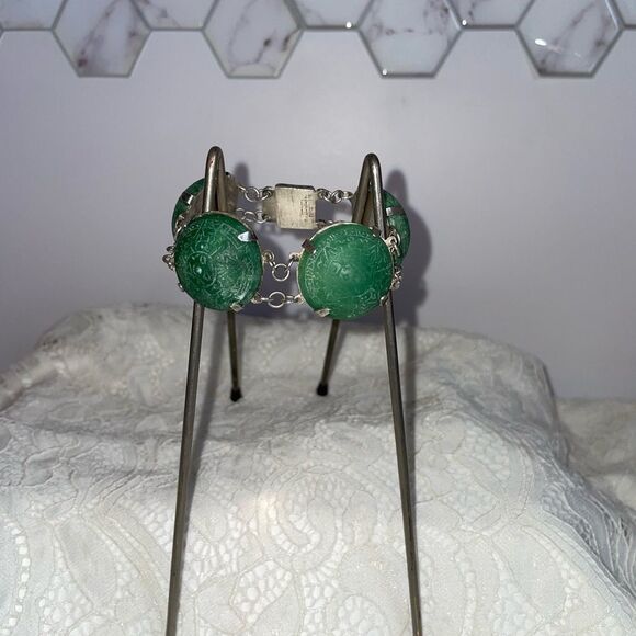 Elegant Vintage Green Aventurine Bracelet - Picture 1 of 9